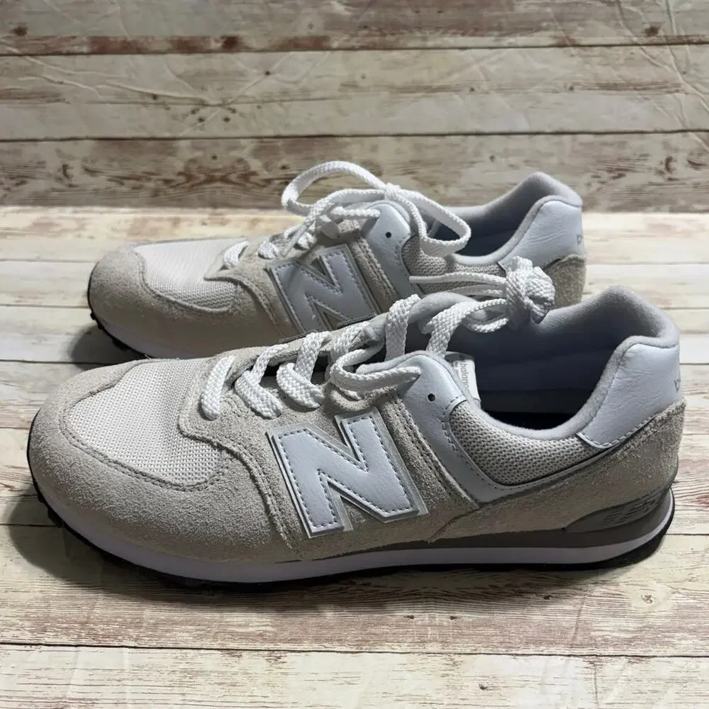 New Balance 574 Sneakers Women's Size 7 White Gray Shoes New